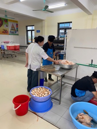 HOẠT ĐỘNG BÁN TRÚ NGÀY 13 THÁNG 10 NĂM 2026