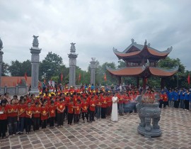 Hành trình về địa chỉ đỏ - ảnh 1