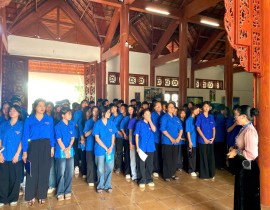 Lễ kết nạp đoàn viên mới nhân kỷ niệm 95 năm Ngày thành lập Đoàn - ảnh 1