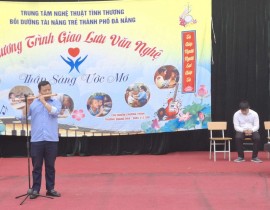 Giao lưu và ủng hộ học sinh khuyết tật - ảnh 5