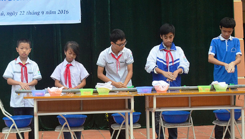 Hơn 680 thầy và trò Trường THCS Him Lam tham gia ngày hội “Rửa tay với xà phòng vì một Việt Nam khỏe mạnh”