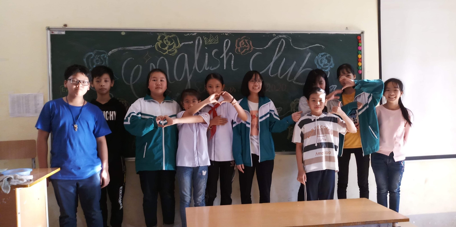Trường Tiểu học - THCS Thanh Trường sinh hoạt câu lạc bộ tiếng Anh