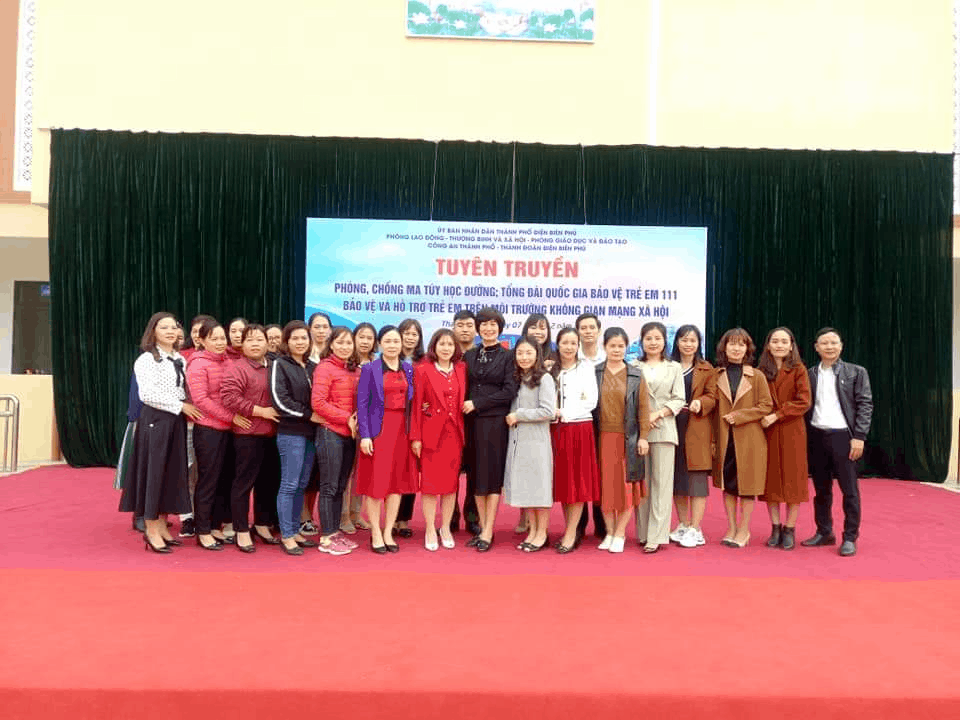 Trường TH-THCS Thanh Trường phối hợp với Phòng Lao động - Thương binh và Xã hội tổ chức buổi tuyên truyền về Luật Phòng chống ma tuý và tổng đài bảo vệ trẻ em
